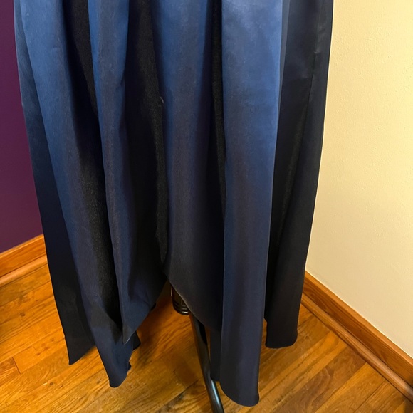 SLNY Plus Sized Tea Length Gown - Picture 5 of 10